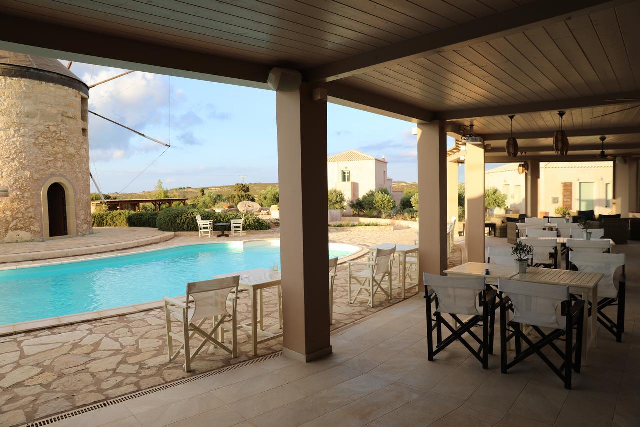 The Windmill Resort Mitáta Kültér fotó